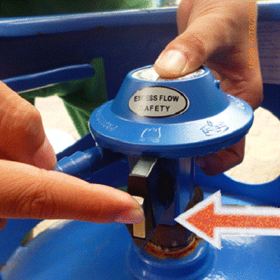 Mở van bình gas đúng chuẩn